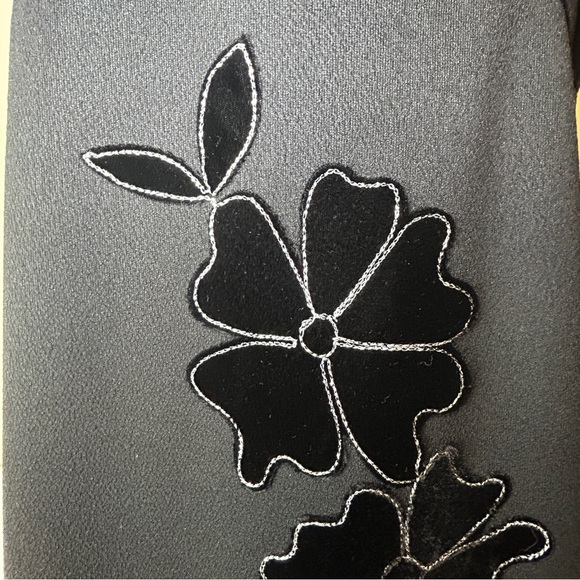 Black Vintage Union Long Full Length Floral Flower Dress Embroidery Velvet 60s - Picture 15 of 16